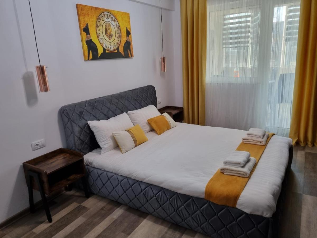 Luxury Apartments Bacău Exterior foto